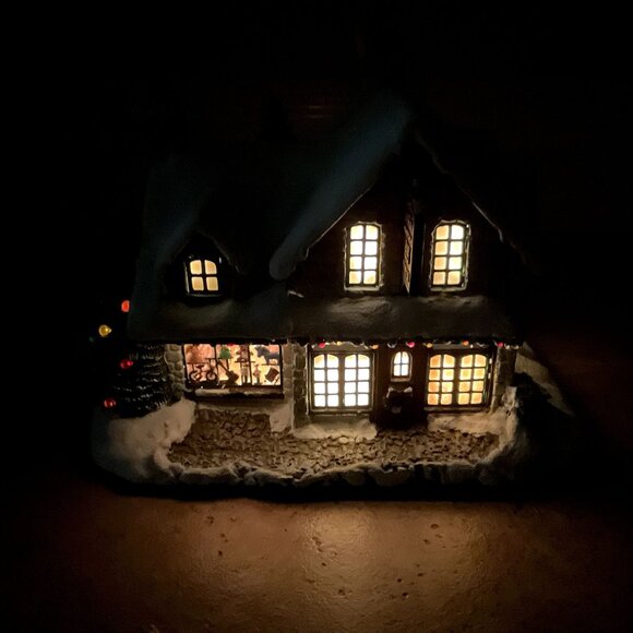 THOMAS KINCADE HAWTHORNE VILLAGE SANTAS WORKSHOP TOYS WORKING CHRISTMAS DECOR - Picture 2 of 10